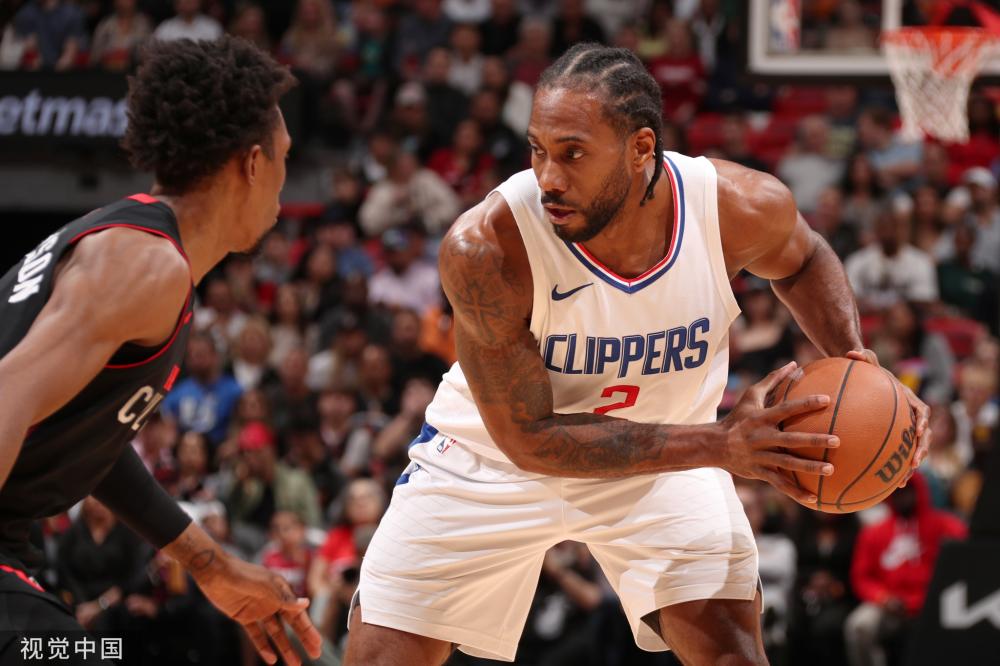 金靴的引領 金靴的引領